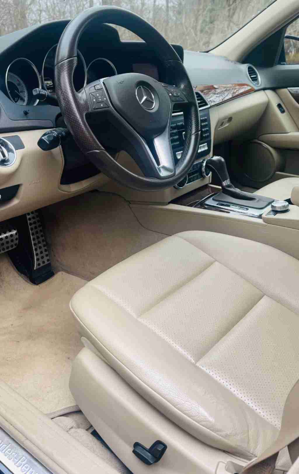 纽约 二手车 两箱轿车 奔驰2012 C300 sale 私人