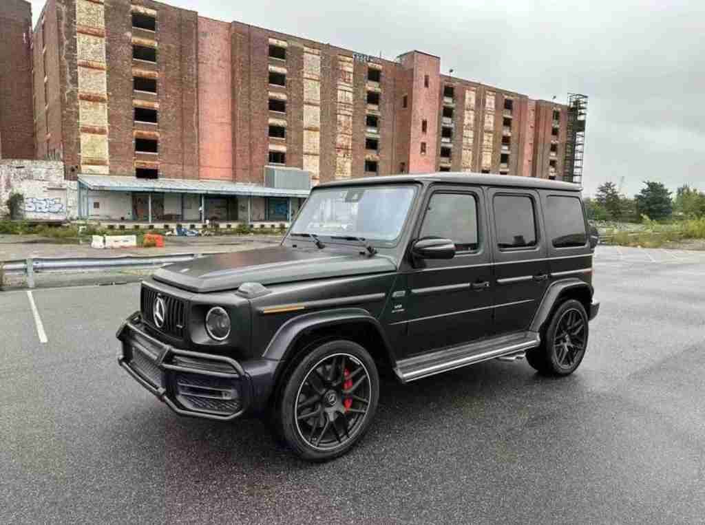 纽约 二手车 三厢轿车 **Mercedes-Benz(奔驰) G63