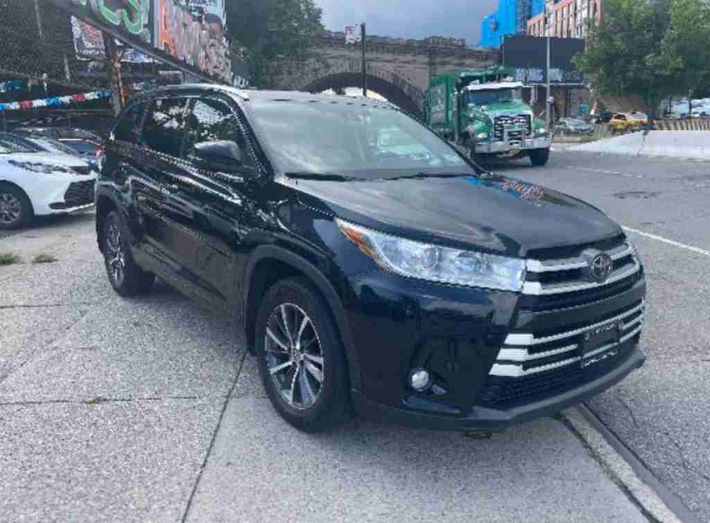 纽约 二手车 三厢轿车 ***2018toyota highlander XLE丰田汉兰达