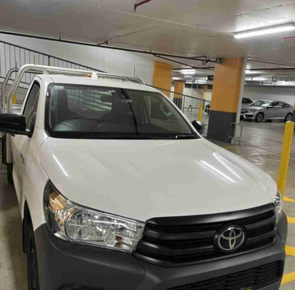 纽约 二手车 皮卡 Toyota HILUX 工具车 2022新款原车自带 CarPlay